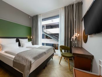2 Tage Kurzurlaub mit Frühstück im Flightgate Munich Airport Hotel, a member of Radisson Individuals