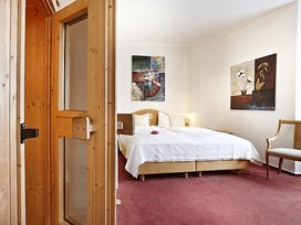 9 Tage in ruhiger Lage nahe Kiel mit Frühstück