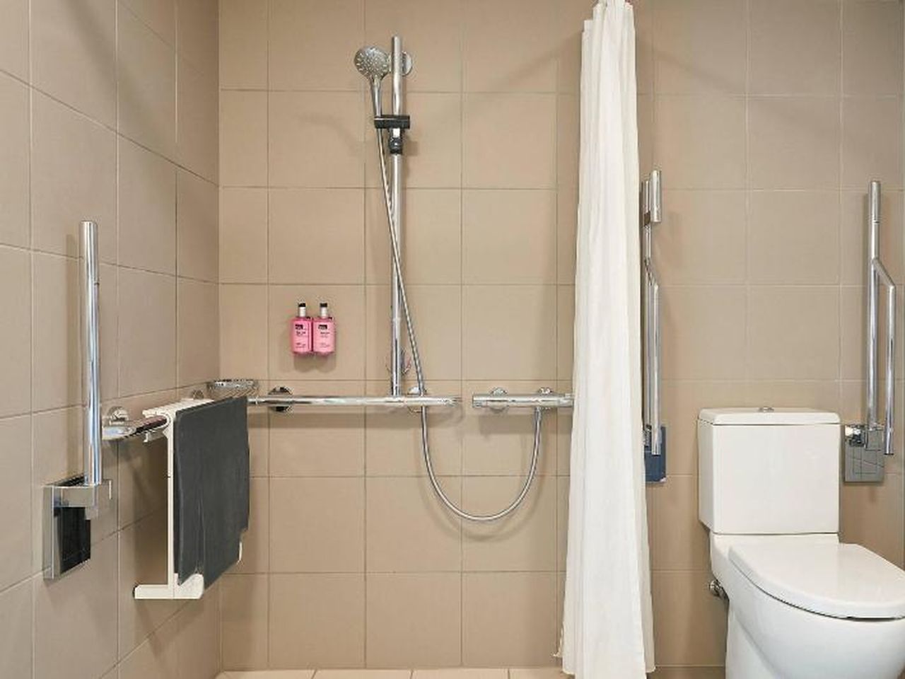 5 Tage im Moxy Berlin Ostbahnhof 