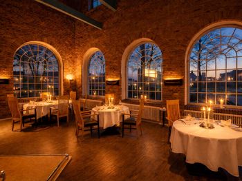 Valentins-Special inkl. romantischem Dinner