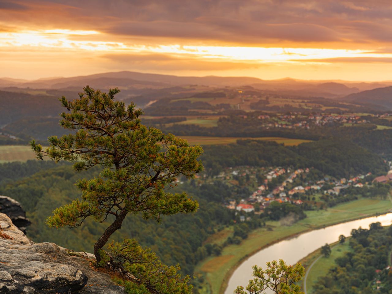 Suite-Weekend an der Elbe mit 4-Gang-Abendessen