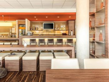 2 Tage Kurzurlaub mit Frühstück im Hotel ibis Friedrichshafen Airport Messe