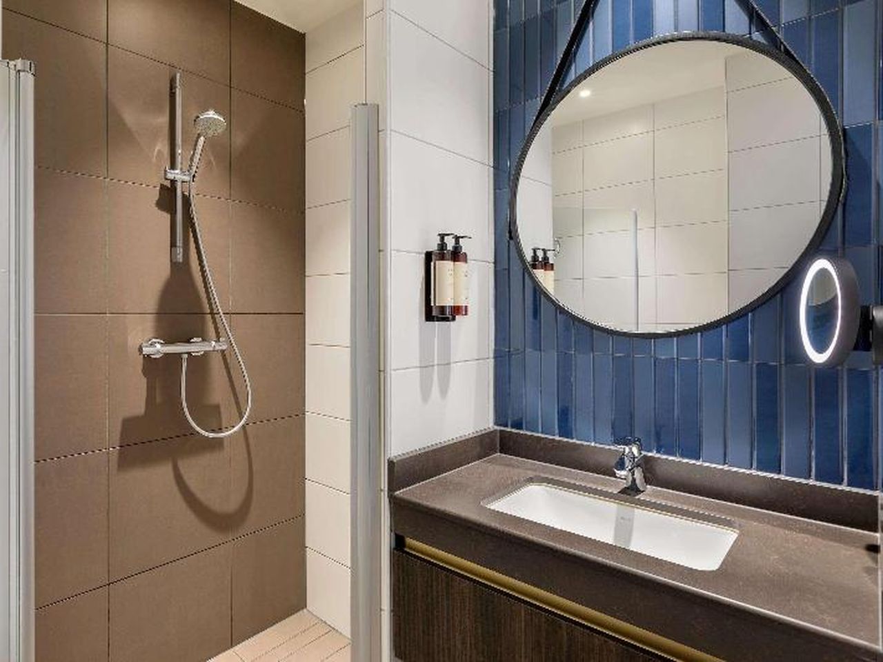 2 Tage im Corendon City Hotel Amsterdam mit Frühstück