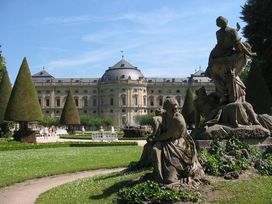 Fränkisches Weinland und Würzburg Special