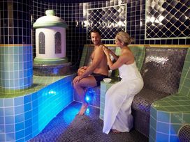 2 Tage Kurzurlaub mit Frühstück im Hotel ALEXANDRIA Spa & Wellness