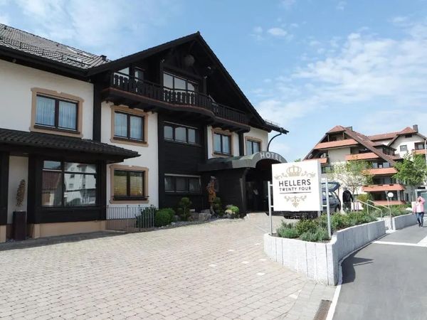 9 Tage Urlaub im Hellers Twenty Four I - Hellers Twenty Four I in Friedrichshafen