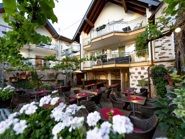 Kurz-mal zur Aktivauszeit: 6 Tage die Moselregion entdecken in Briedern, Rheinland-Pfalz Frühstück