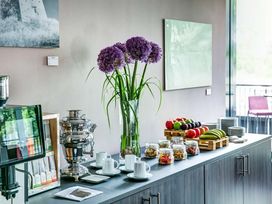 2 Tage in der Hauptstadt verbringen mit Frühstück