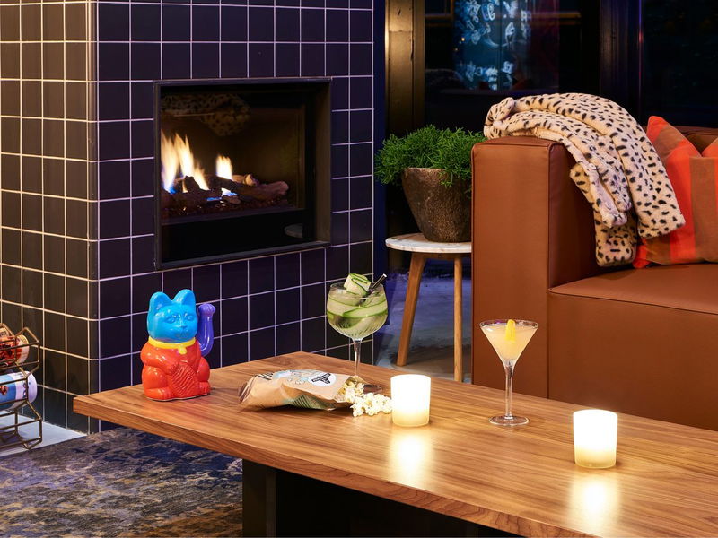 Moxy Amsterdam Schiphol Airport