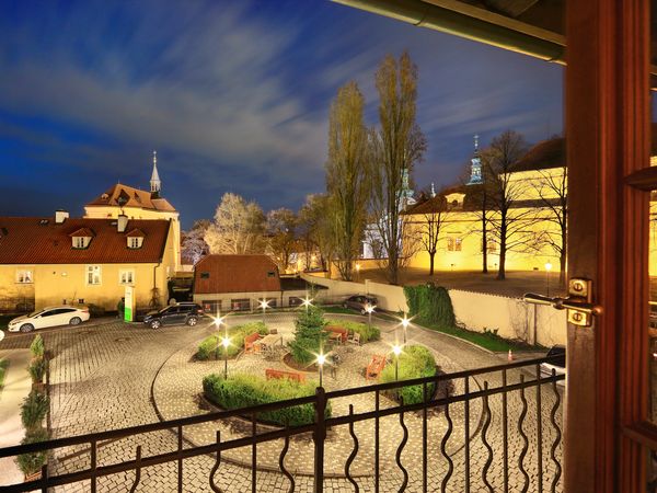 Erlebnis Prag – 5 Tage Romantik pur im Schlosshotel Lindner Hotel Prague Castle in Prag (Praha) inkl. Frühstück