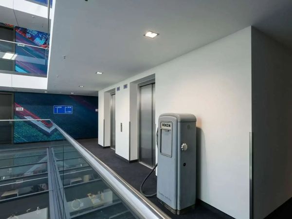 7 Tage Auto-Erlebnis in der Motorworld Köln V8 Hotel Köln, Nordrhein-Westfalen