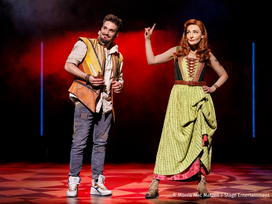 &JULIA - Das Pop-Musical mit Ticket und Hotel