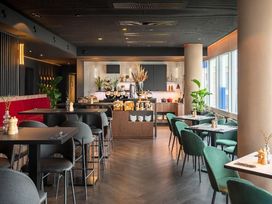 3 Tage im INNSIDE by Malia Düsseldorf Hafen genießen