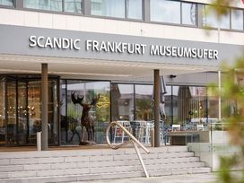 2 Tage Urlaub am Ufer des Mains in Frankfurt