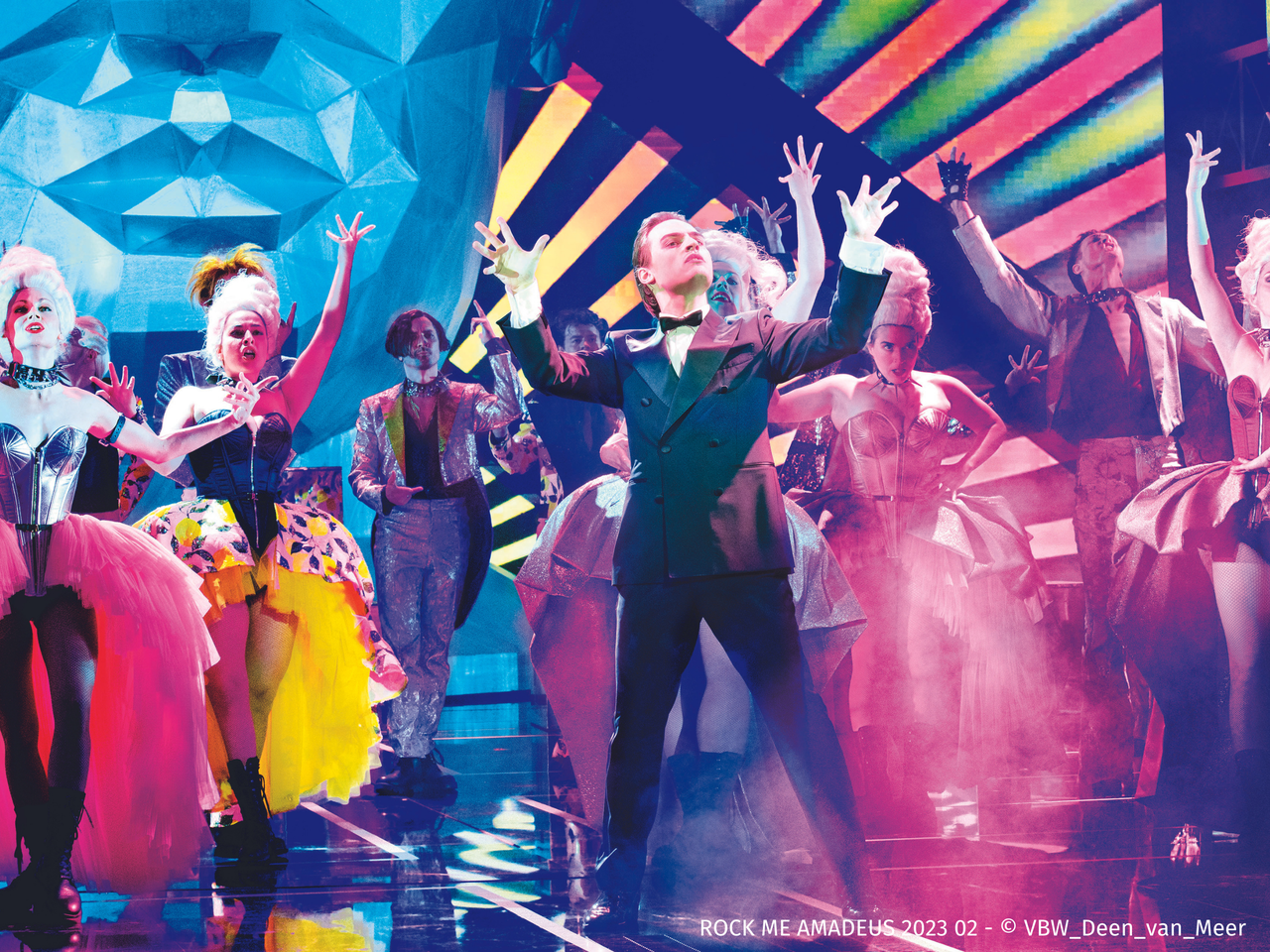 ROCK ME AMADEUS - DAS FALCO MUSICAL mit Hotel