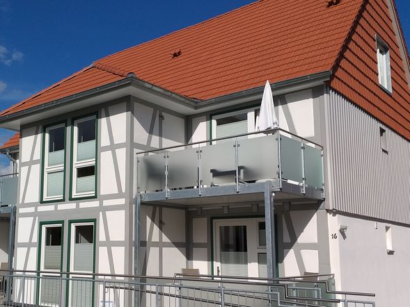 Balkon-Doppelzimmer im Neubau