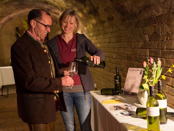 2 Tage Zwei Nächte im Weinfass-Chalet Deluxe in Grub an der March, Niederösterreich inkl. Halbpension