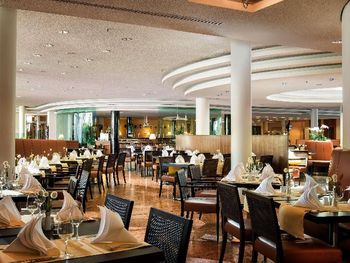 3 Tage im Radisson Blu Park Hotel mit Frühstück