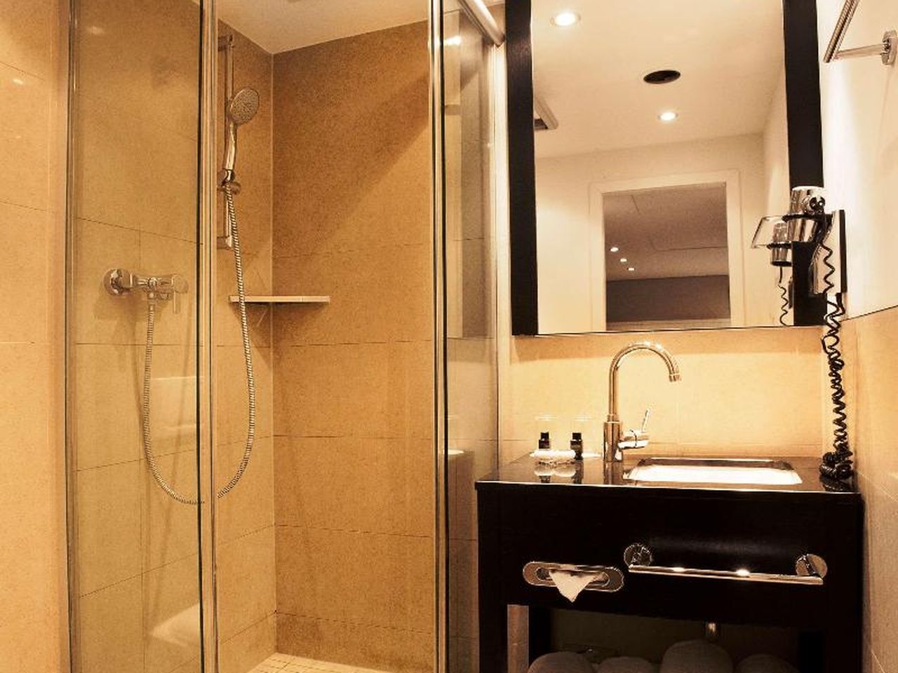 2 Tage im Hotel Victoria in Frankfurt am Main