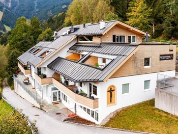 6 Tage Alpinlodges in Zell am See mit privater Sauna