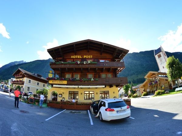 8 Tage Alpenurlaub mit Hund - Wandern, Natur & Erholung in Fusch, Salzburg Frühstück