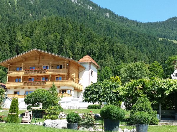 7 Tage 7=6 Mehr Urlaubstage für Sie | 1 Nacht kostenfrei in Söll, Tirol inkl. Halbpension