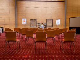 Auszeit 2 Tage mit Frühstück im Eventhotel Pyramide