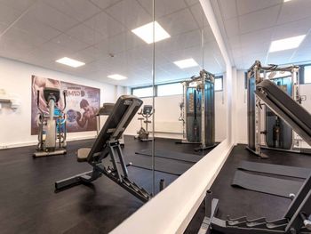 Bild 6 von 8