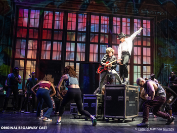 MJ - Das Michael Jackson Musical mit Ticket und Hotel