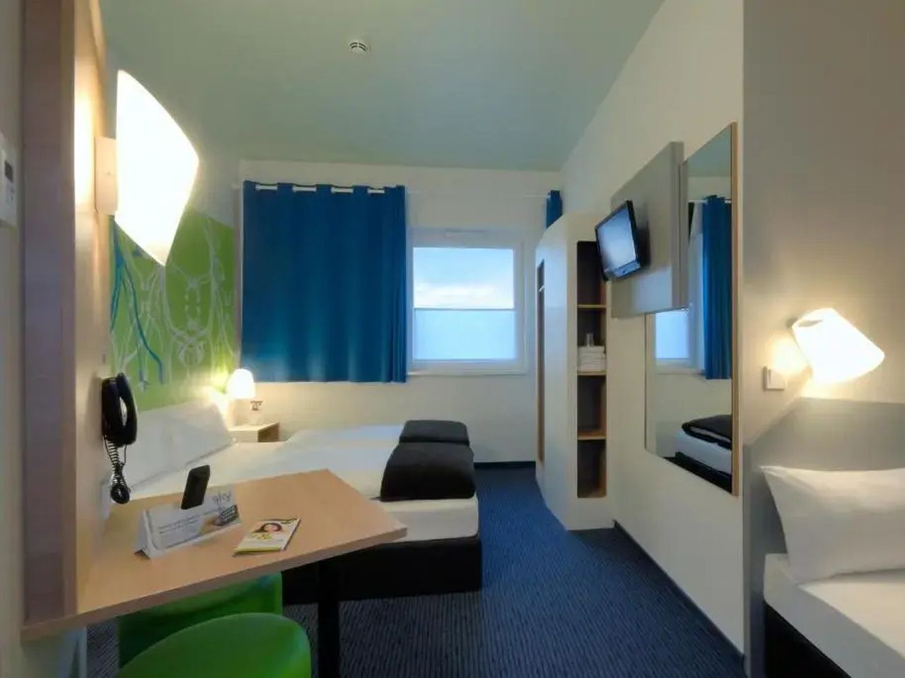 Dreibettzimmer