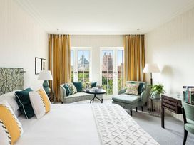 2 Tage Erholung und Luxus in der Landeshauptstadt