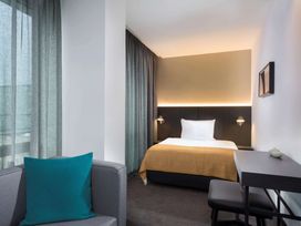 2 Tage Kurzurlaub mit Frühstück im Adina Apartment Hotel Leipzig