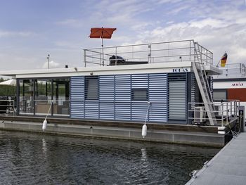 Im Schwimmenden Haus - 8 Tage Uckermärkische Seen