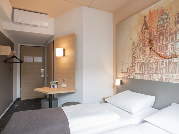 Doppelzimmer STANDARD mit zwei Einzelbetten