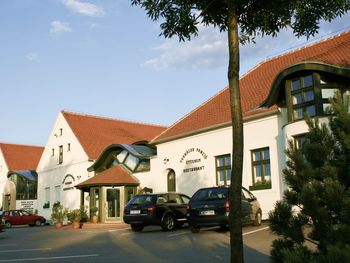 4 Tage im Lifestyle Hotel - Aktiv & Entspannt: Radfahren & Wellness am Neusiedler See