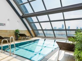 2 Tage im Radisson Blu Hotel, Frankfurt 