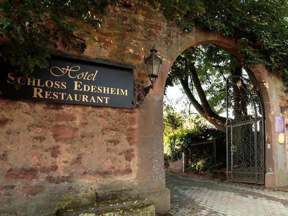 Hotel Schloss Edesheim