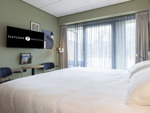 Komfort Doppelzimmer mit Badewanne und Balkon