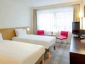 2 Tage mit Frühstück im Hotel Novotel Aachen City