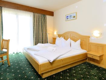 4 Tage am Badesee mit Frühstück im Hotel Alex