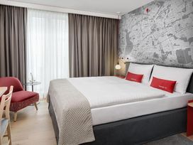 2 Tage außerhalb Hamburgs nächtigen 