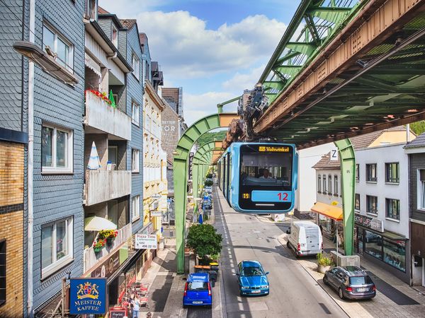 4 Tage Urlaub in der Stadt der bekannten Schwebebahn in Wuppertal Frühstück