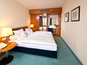 8 Tage im Maritim Hotel Frankfurt 