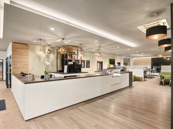 2 Tage Kurzurlaub mit Frühstück im Super 8 Munich City North Hotel in München, Bayern inkl. Frühstück