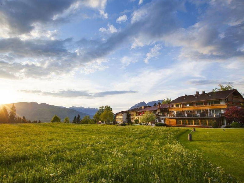Alm- & Wellnesshotel Alpenhof