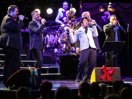 Stars in Concert - Christmas Special in Berlin mit Ticket und Hotel