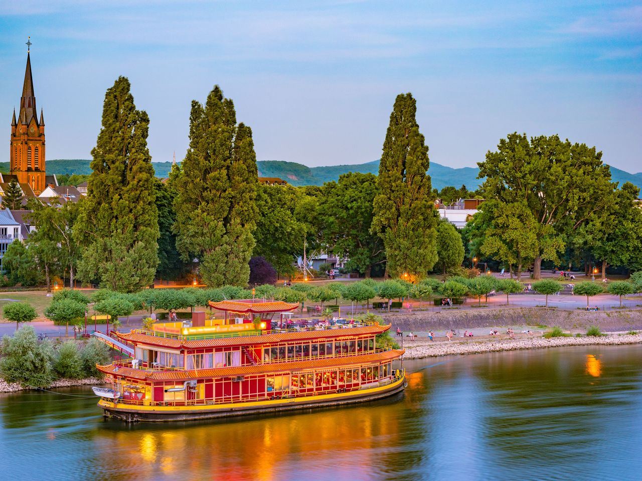 Kaiserlicher Wellnesskurzurlaub in Bonn / 2 Tage