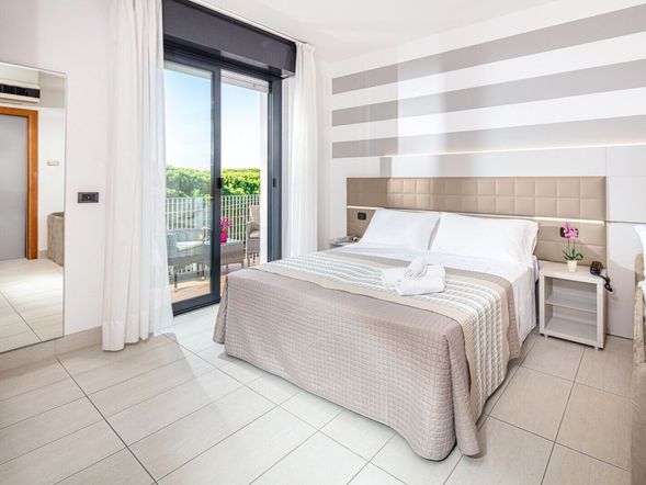 Dreibettzimmer SUPERIOR mit Balkon