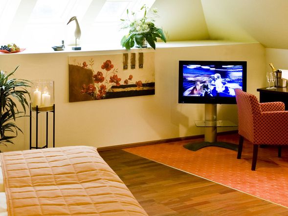 Adebar Suite