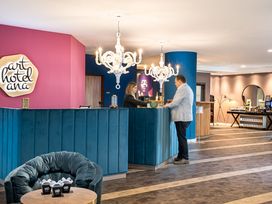 2 Tage Kurzurlaub mit Frühstück im elaya hotel oberhausen